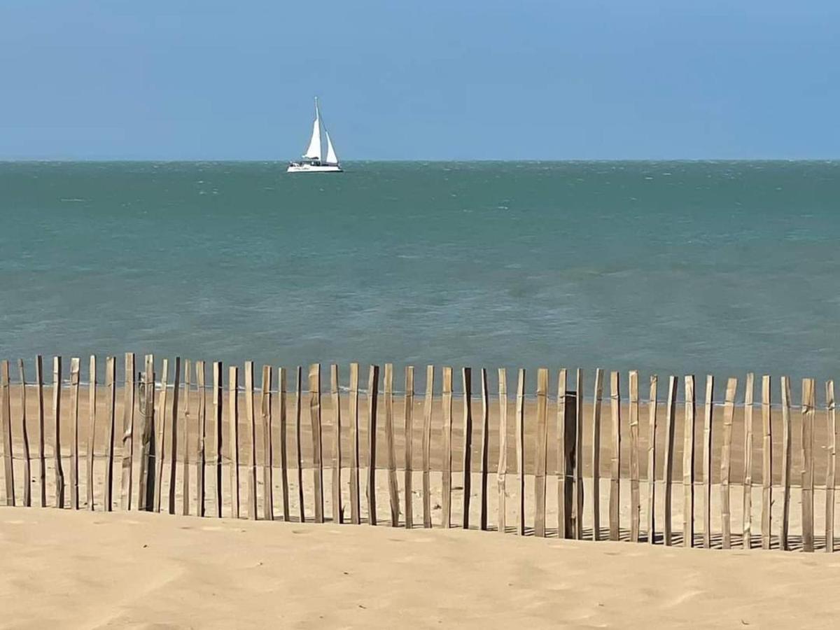 Duplex 3 Pieces A Deux Pas De La Plage Avec Parking - 4 Pers - Fr-1-706-16 Châtelaillon-Plage Buitenkant foto