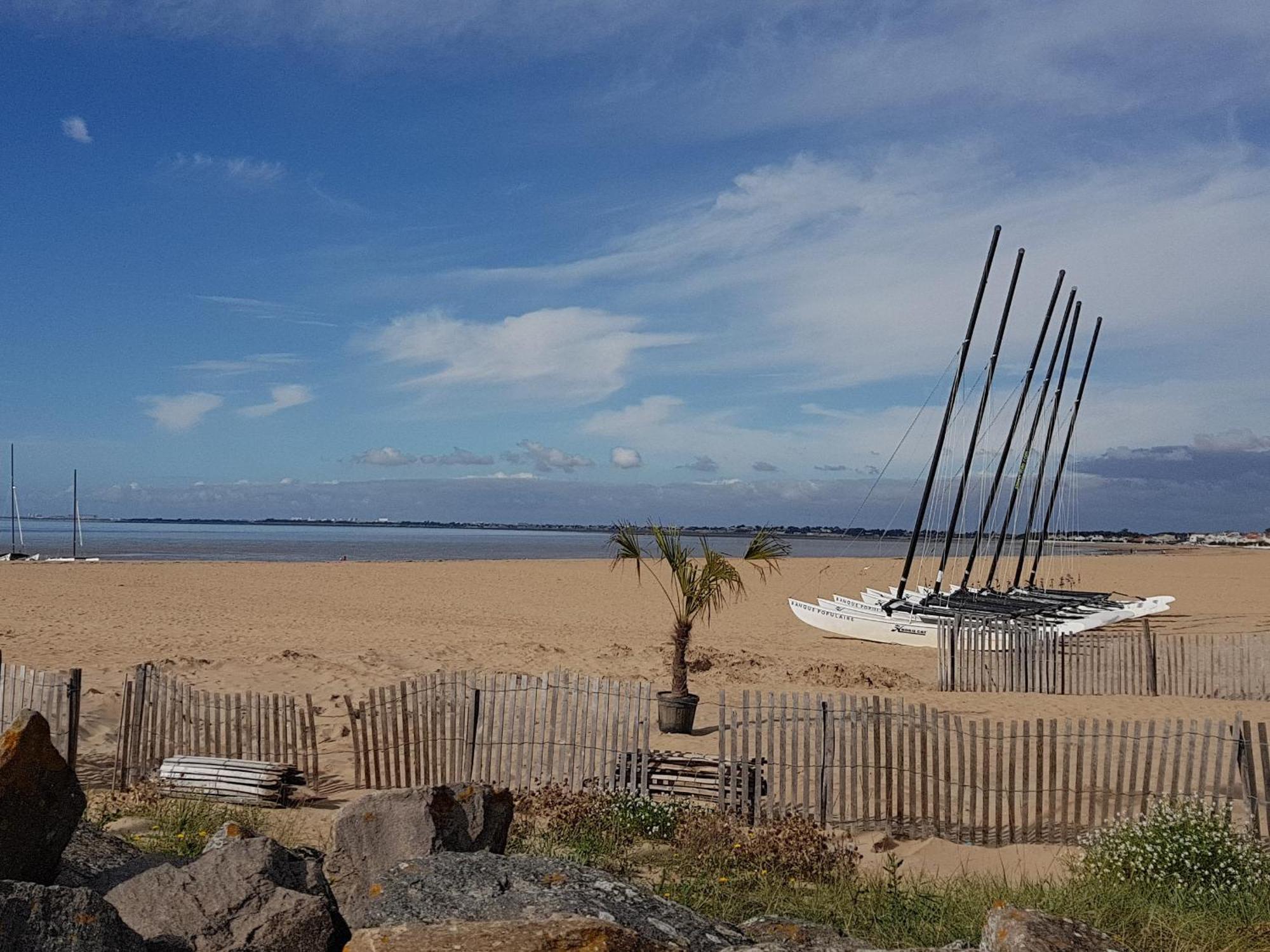 Duplex 3 Pieces A Deux Pas De La Plage Avec Parking - 4 Pers - Fr-1-706-16 Châtelaillon-Plage Buitenkant foto